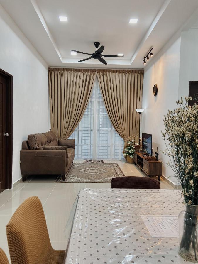 De Jara Guesthouse Dungun For Malay Buitenkant foto